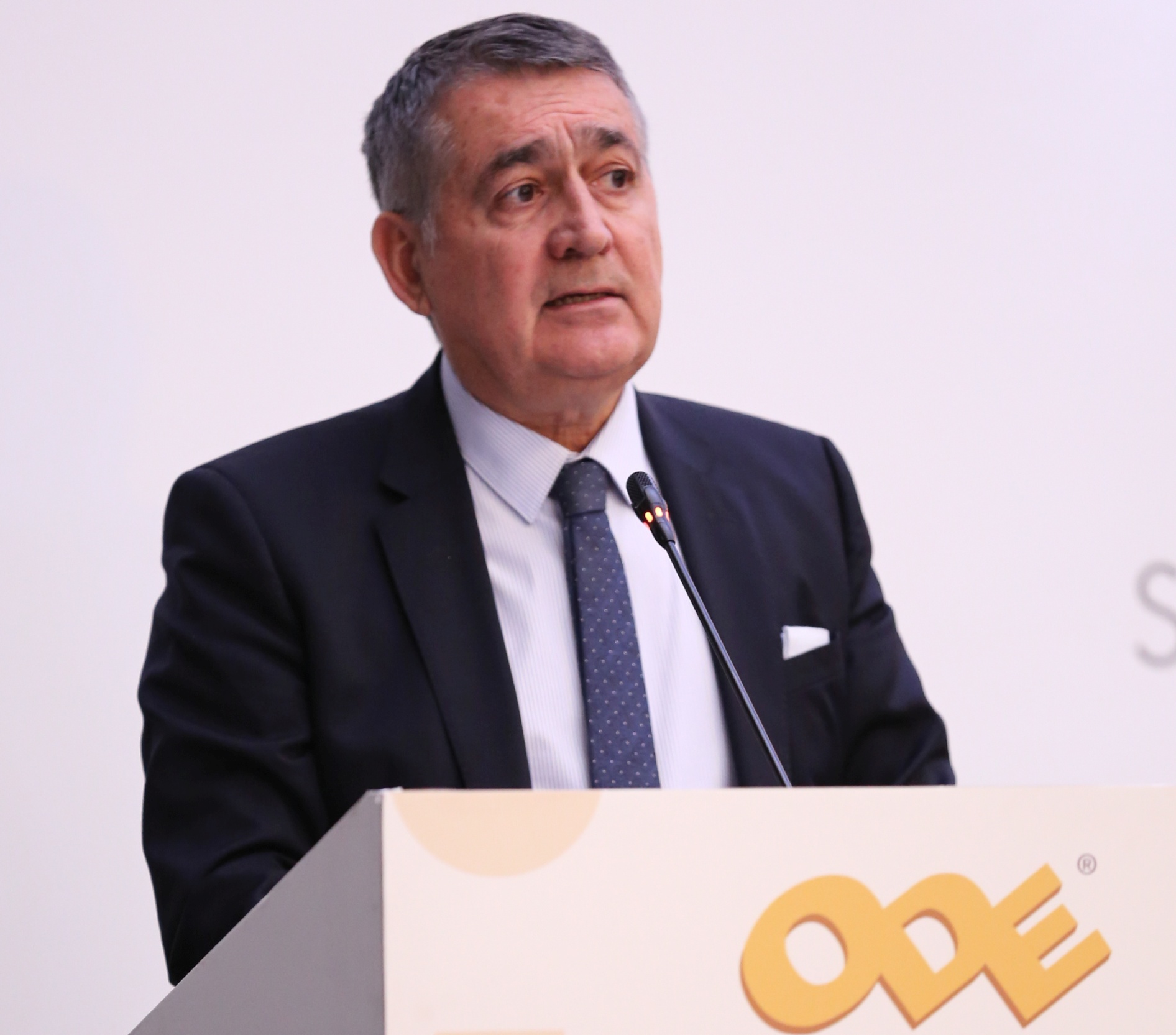 Resim Başlığı