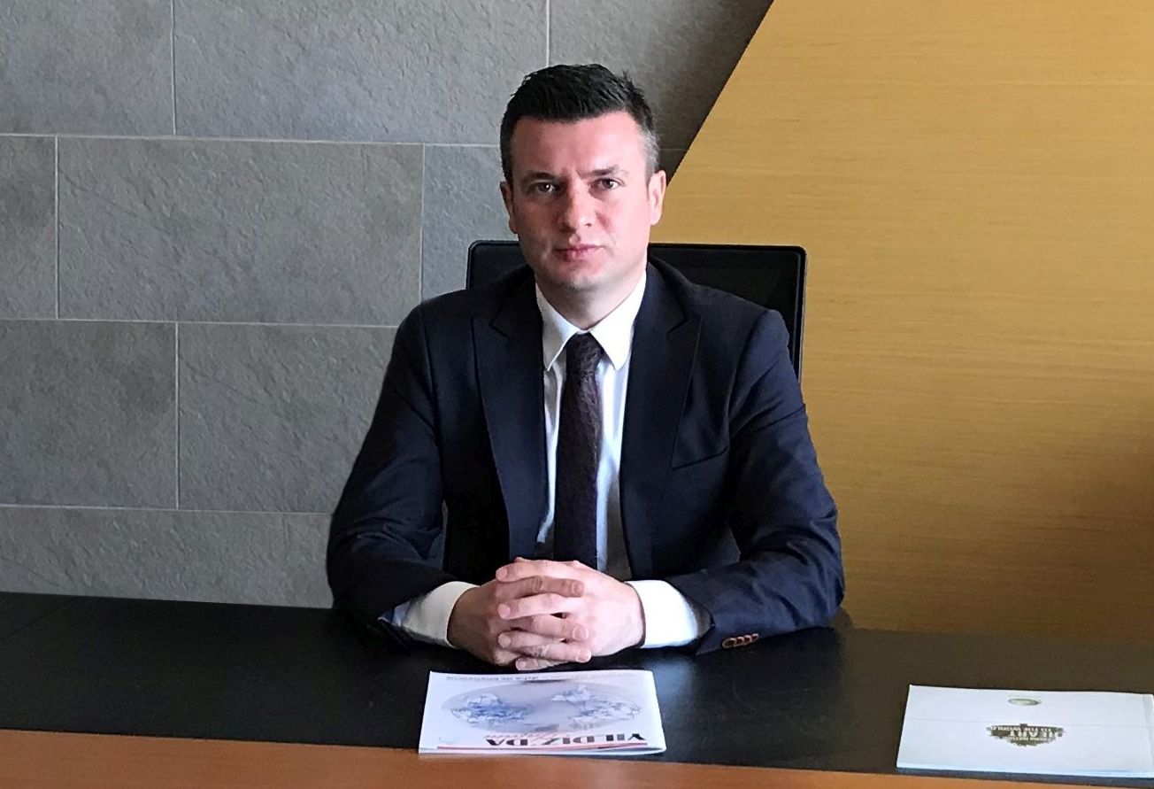 Resim Başlığı