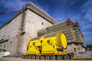 AKKUYU NGS'NİN 2. GÜÇ ÜNİTESİ’NDE TURBOJENERATÖR STATORU KURULDU