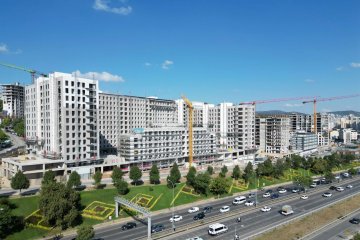 Dünya Şehir Maltepe'nin Şantiyesindeydik. Projeler Koord. Buğrahan Ölçer projeyle ilgili bilgileri ve inşaat sektörüne yönelik gözlemlerini aktardı