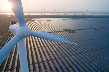 Schneider Electric Karbonsuzlaştırmayı Hızlandırmak için Roca Group ile Ortak Hareket Edecek