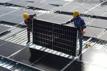Tosyalı Holding'ten Dünyanın En Büyük Çatı üstü Güneş Enerjisi Projesi