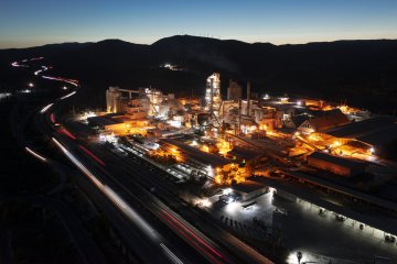 ÇİMSA, İSPANYA’DA 4,2 MİLYON EURO YATIRIMLA GÜNEŞ ENERJİSİ SANTRALİ KURACAK
