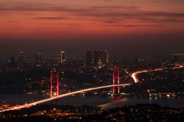 İstanbul her sene daha fazla göç veriyor... Göç edilen ilk 5 şehir arasında Kocaeli, Ankara, Tekirdağ, İzmir ve Bursa var