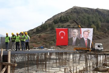 Amasya Devlet Hastanesi’nin Temel Atma Töreni Cumhurbaşkanı Yrd. Cevdet Yılmaz’ın Katılımıyla Gerçekleştirildi