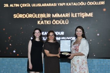 Kalebodur’la Mimarlar Konuşuyor "Sürdürülebilir Mimari İletişime Katkı Ödülü"nün sahibi oldu