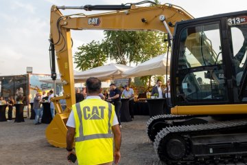 BORUSAN CAT, MOBİL TANITIM ARACINDA ZİYARETÇİLERİNİ AĞIRLAYACAK