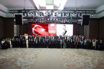 Hekim Yapı 25. Yılını Bayileriyle Kutladı