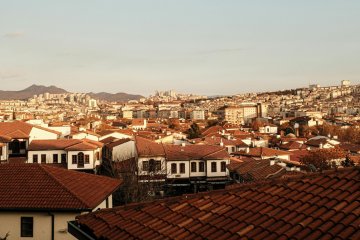 Ankara’da 2000 öncesi yapılar alarm veriyor