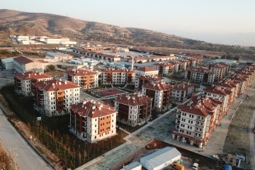 Elazığ TOKİ Projesinin Arkasında EUCEB Belgeli İzocam Camyünü Var
