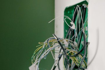 İstanbul Elektrik Teknisyenleri Odası Başkanı Haluk Bozali, yetkili elektrik teknisyenlerinin tercih edilmesi gerektiğini vurguladı