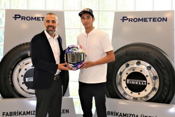 2021 Superbike Şampiyonu Toprak Razgatlıoğlu, Prometeon Türkiye Kocaeli Fabrikasını Ziyaret Etti