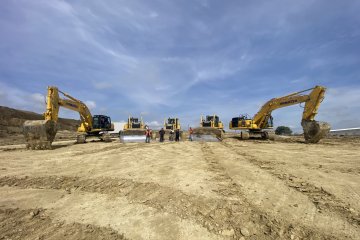 Dünyalar Grup makine parkını Komatsu ile güçlendirmeye devam ediyor