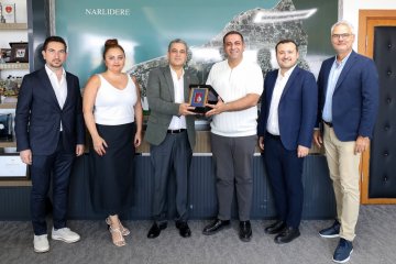 IQ Alüminyum Sistemleri’nden öğrencilere kırtasiye desteği