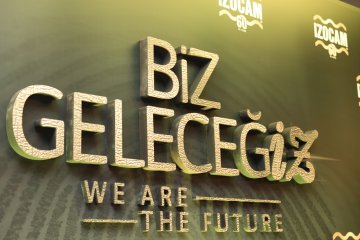 İzocam’dan 60’ıncı Yıla Özel Görkemli Kutlama: "Biz Geleceğiz"