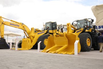 Marubeni Dağıtım ve Servis, yeni nesil Komatsu iş ve maden makinalarını mermer sektörüyle buluşturdu