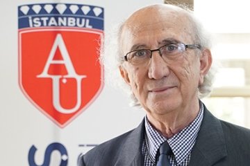 Deprem Uzmanı Prof. Dr. Zeki Hasgür: "Büyük bir yapı stoğu deprem riski altında"