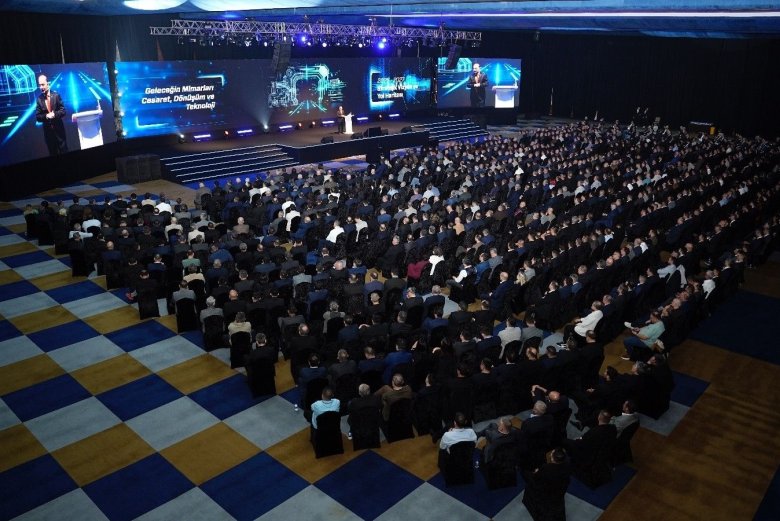 Daikin Türkiye “Sınırsız Güç, Güçlü DNA” mottosu ile 1100 kişilik bayi ve iş ortaklarıyla bir araya geldi