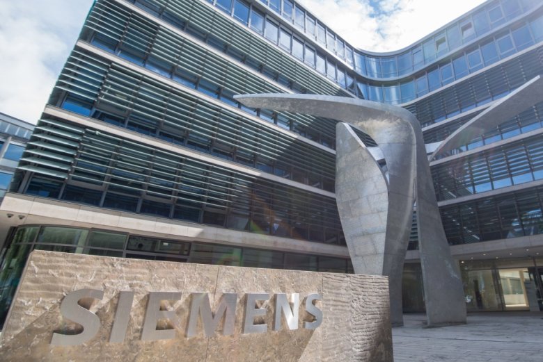 SIEMENS VE RITTAL VERİ MERKEZİ ENERJİ ALTYAPISI İÇİN STRATEJİK ORTAKLIK KURDU